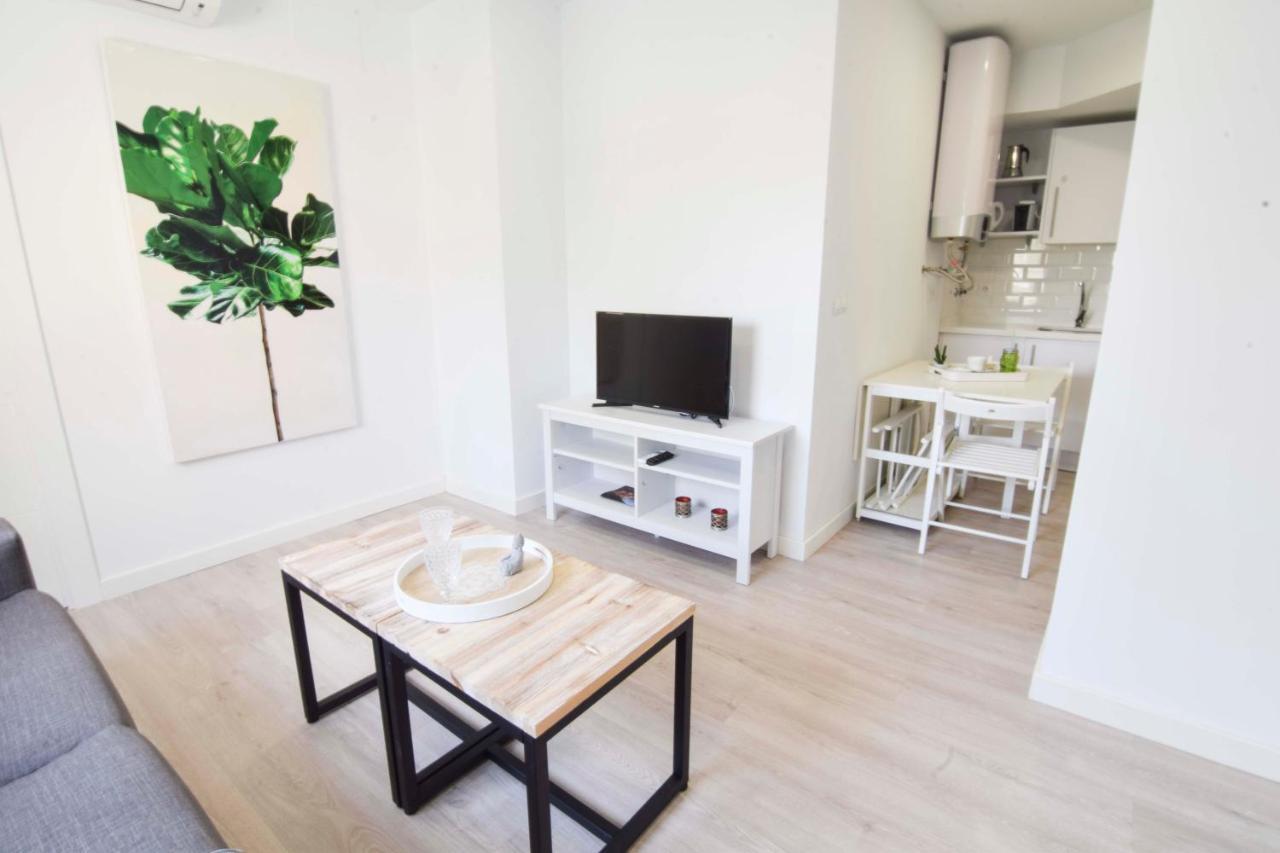 Letmalaga Andalucia Apartment Luaran gambar